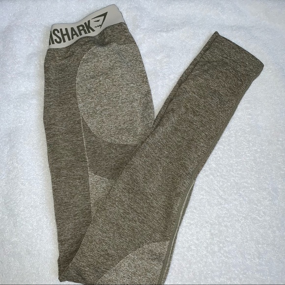 Gymshark Flex Leggings 💚 - Picture 2 of 4